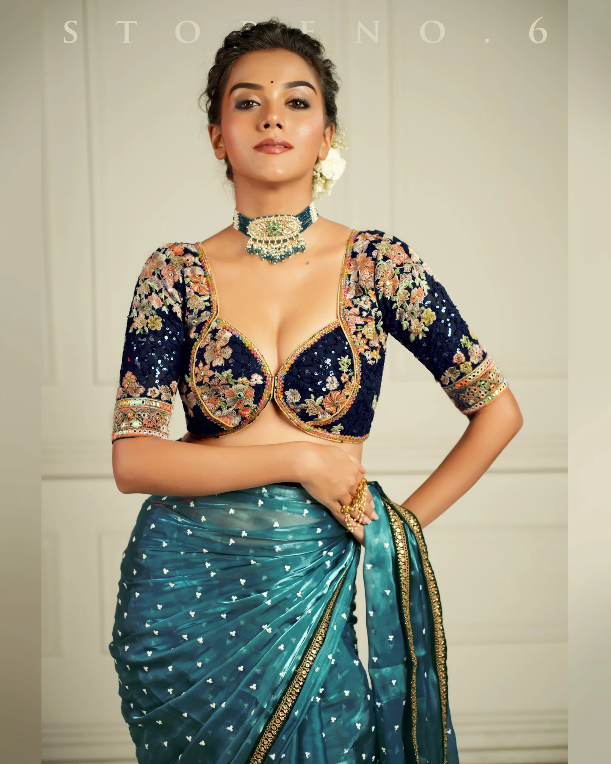 NEELI AFSOON BLOUSE